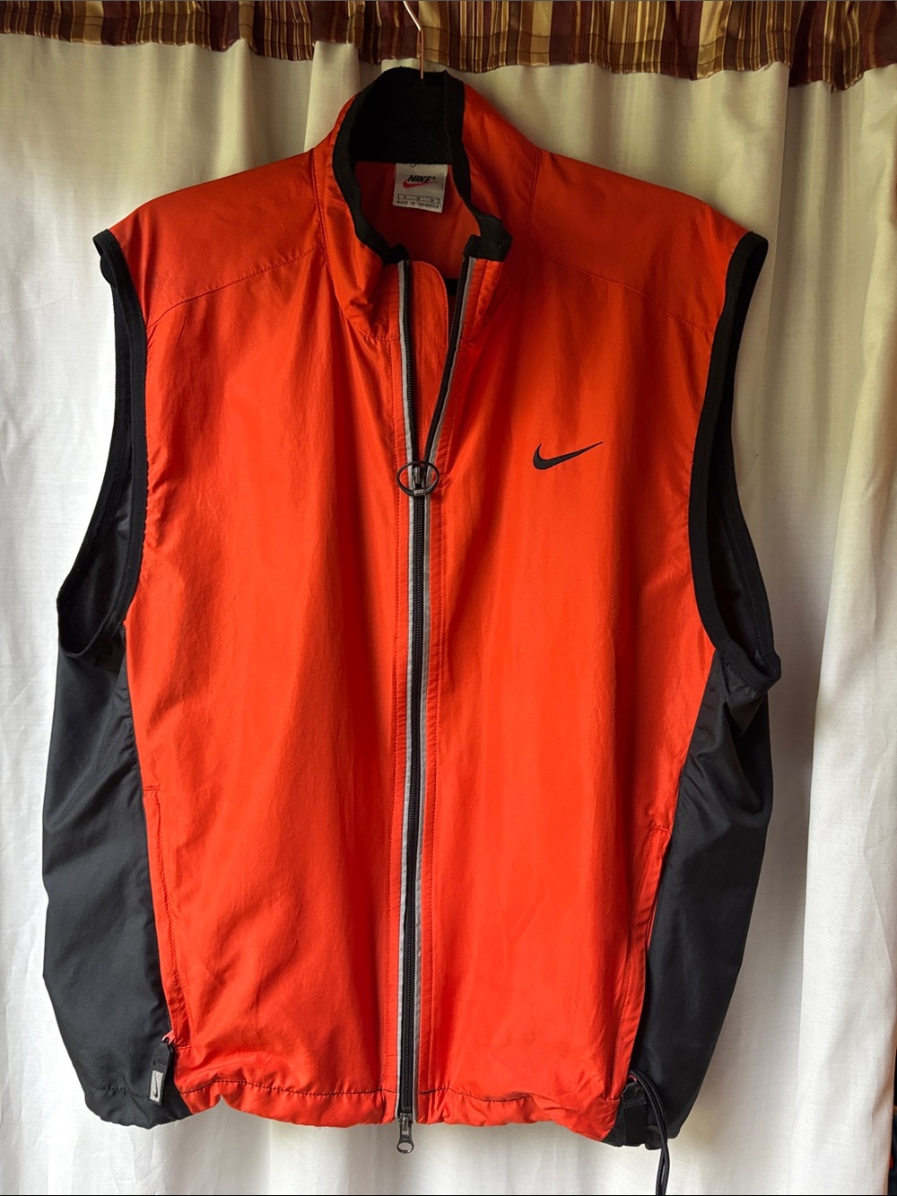 Nike Men’s Orange and Black Sleeveless Wind Vest